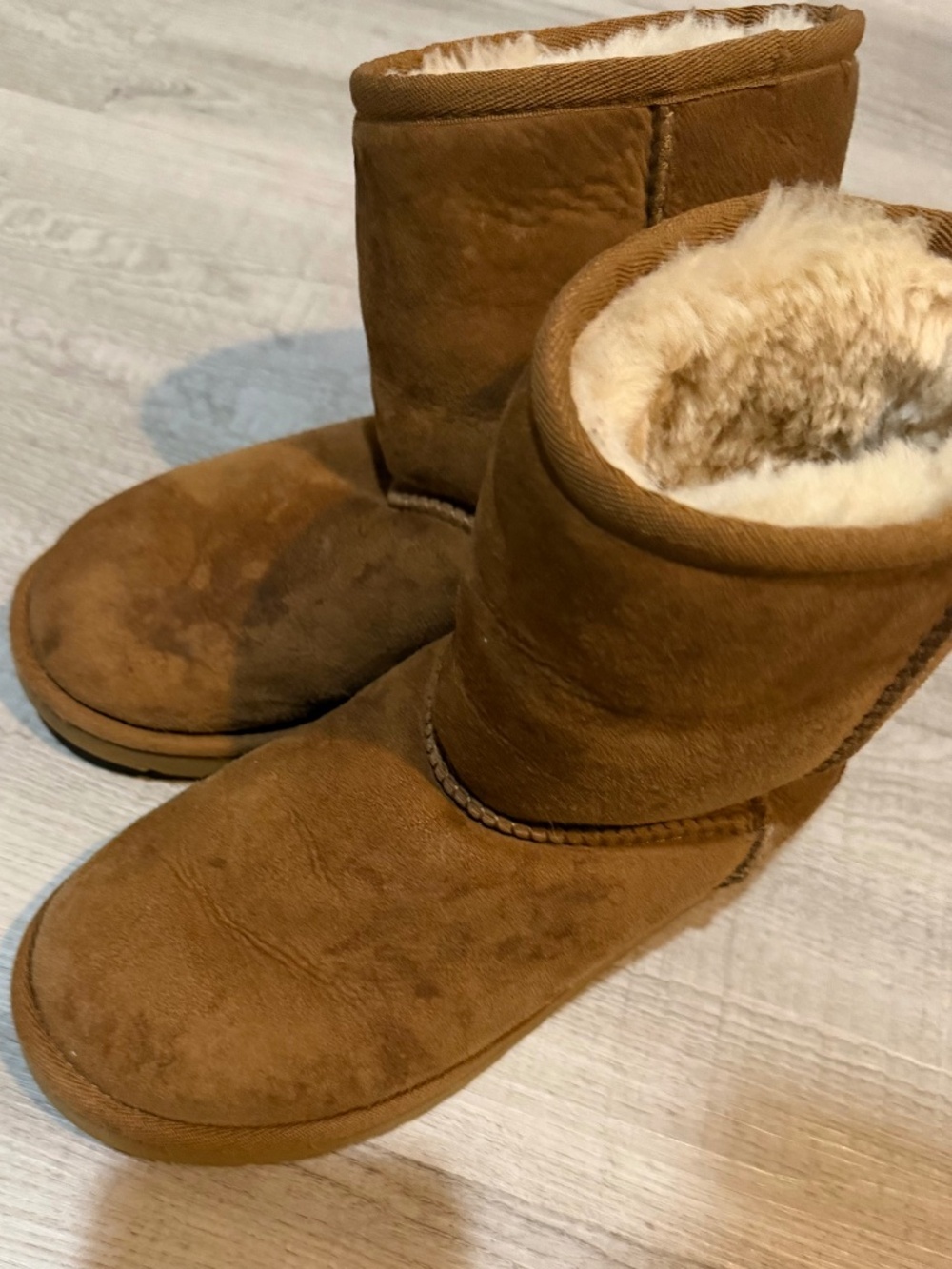 Kids Uggs